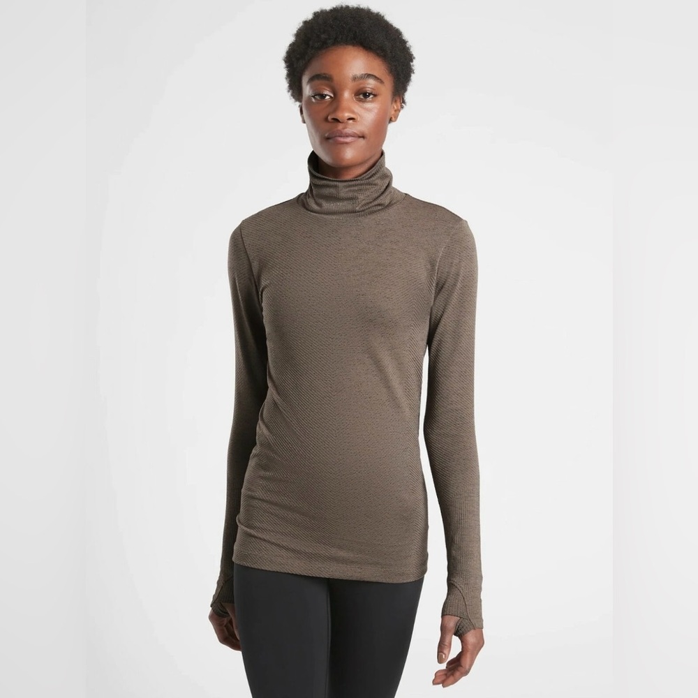 Athleta Flurry Blizzard Shine Coffee House Brown Turtleneck Top #631850 EUC XS